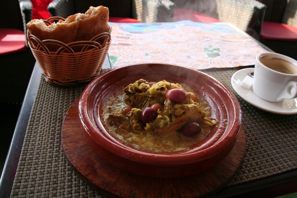 Тажин со специями, марокканская кухня